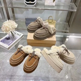 UGG Snow BootsTop