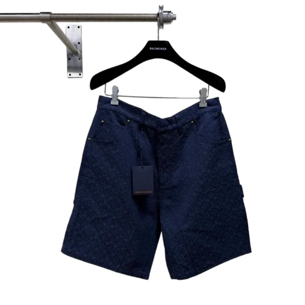 Lv Shorts